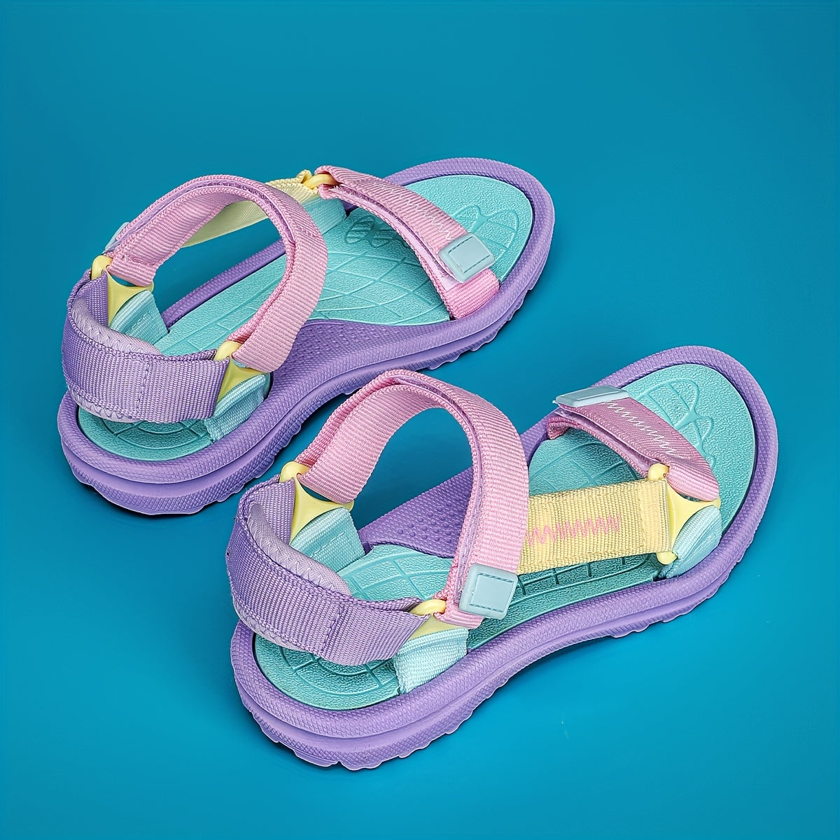 Adjustable Girls' Sporty Sandals with Lightweight Sole