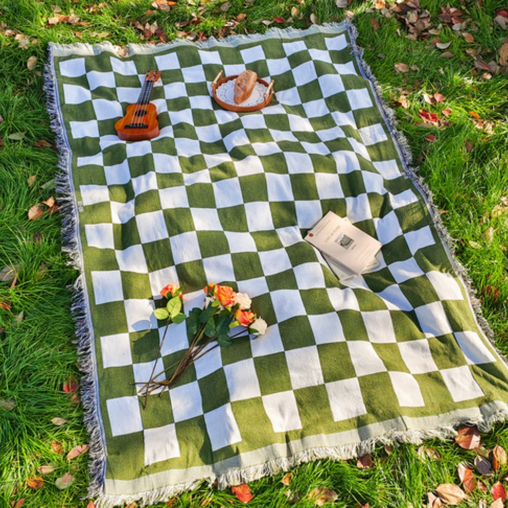 All-Season Checkered Picnic Blanket with Fringe Edges