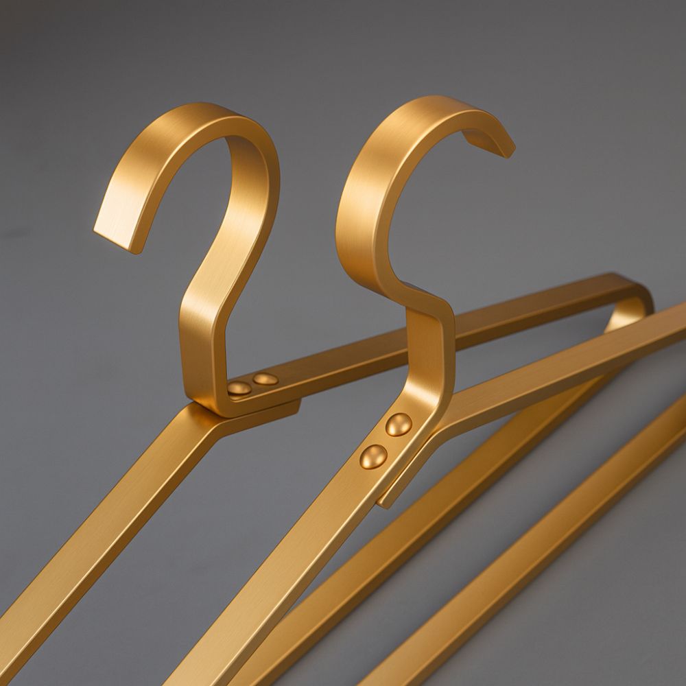 Slimline Aluminum Alloy Clothes Hangers with Anti-Slip Design