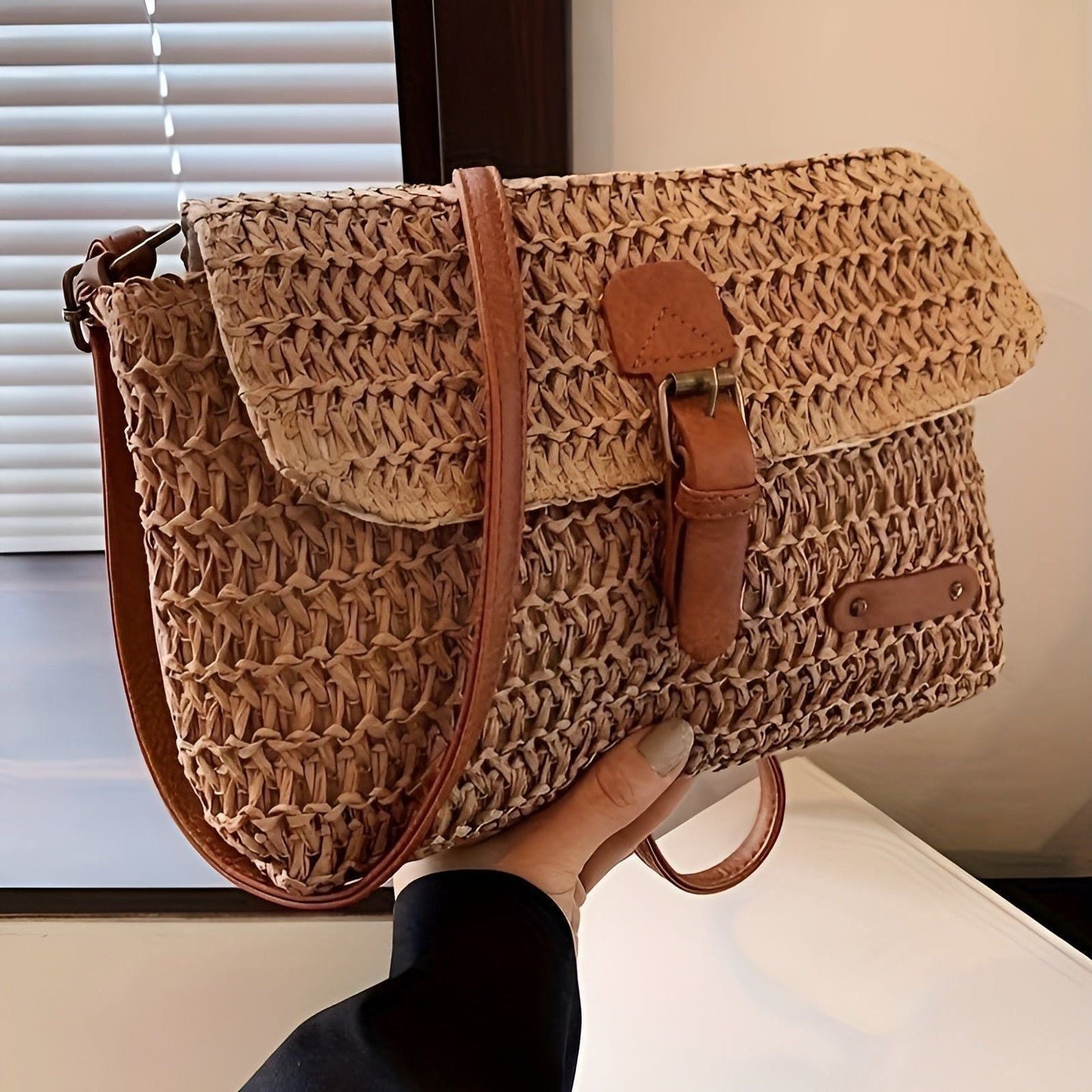 Woven Straw Shoulder Bag with Adjustable Strap for Summer