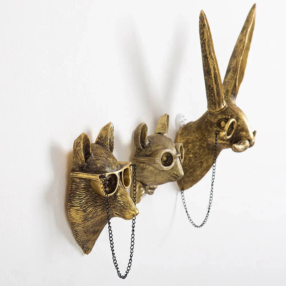 Antique Bronze Deer Head Wall Hook Decorative Resin Figurine