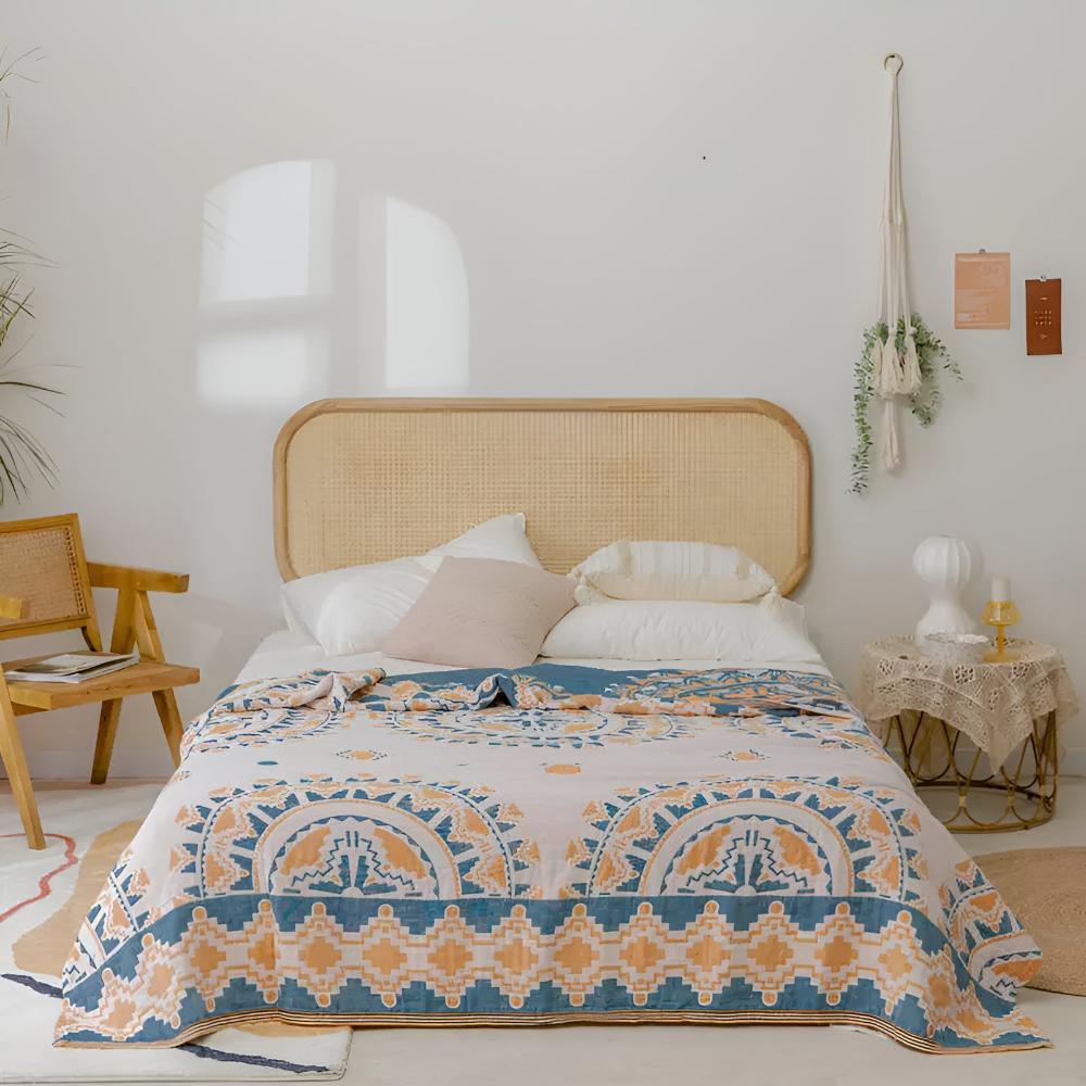 Lightweight Cotton Travel Blanket with Fringe Design