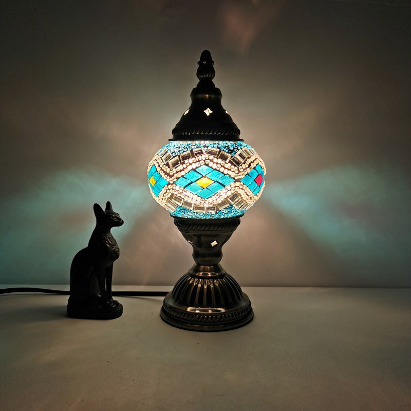 Tiffany Style Oval Glass Table Lamp in Iron