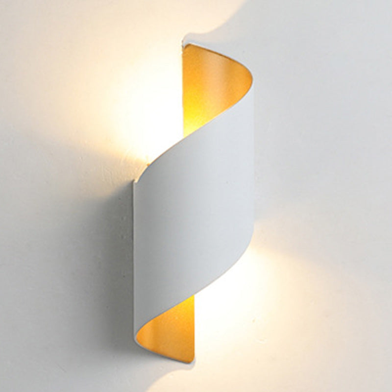 Waterproof Minimalist LED Wall Light in Aluminum and Acrylic