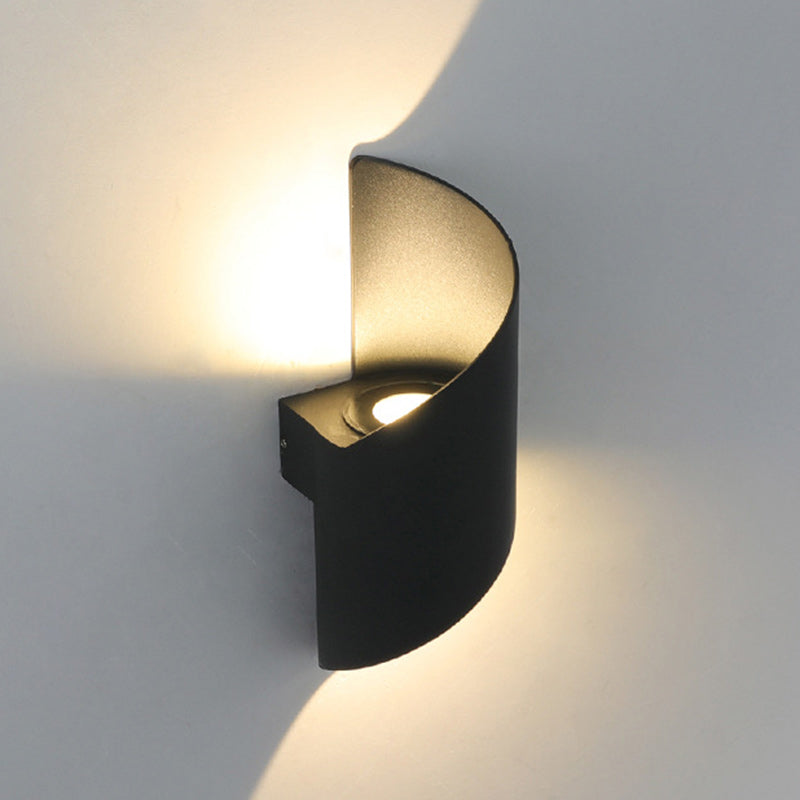 Waterproof Minimalist LED Wall Light in Aluminum and Acrylic