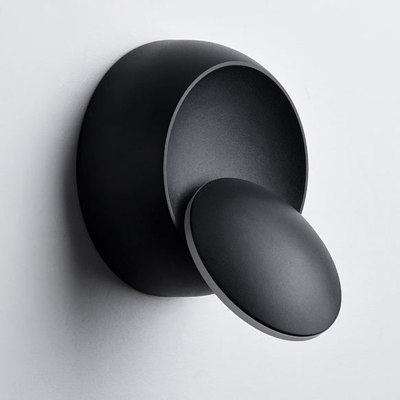 Contemporary Nordic Iron Round LED Wall Light