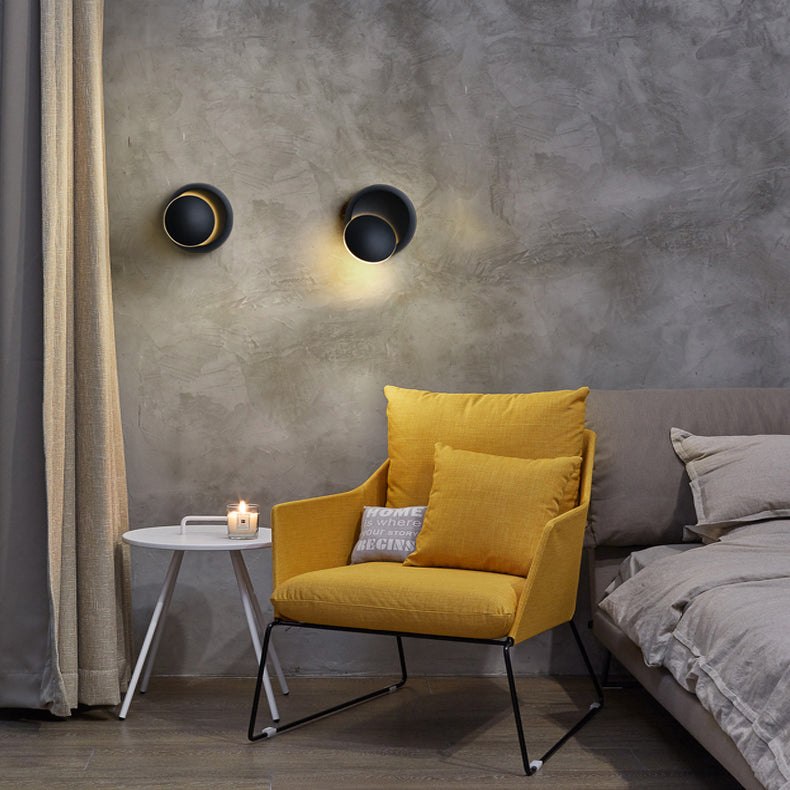 Contemporary Nordic Iron Round LED Wall Light