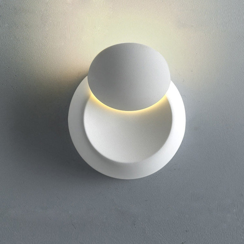 Contemporary Nordic Iron Round LED Wall Light