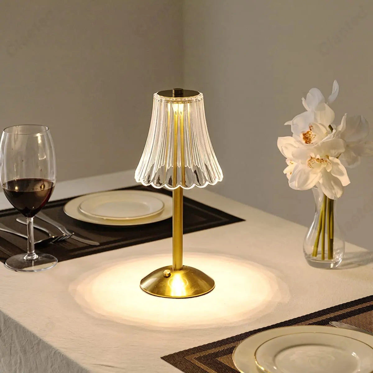 Chic Wireless Table Lamp with Crystal Design and 3-Way Dimming