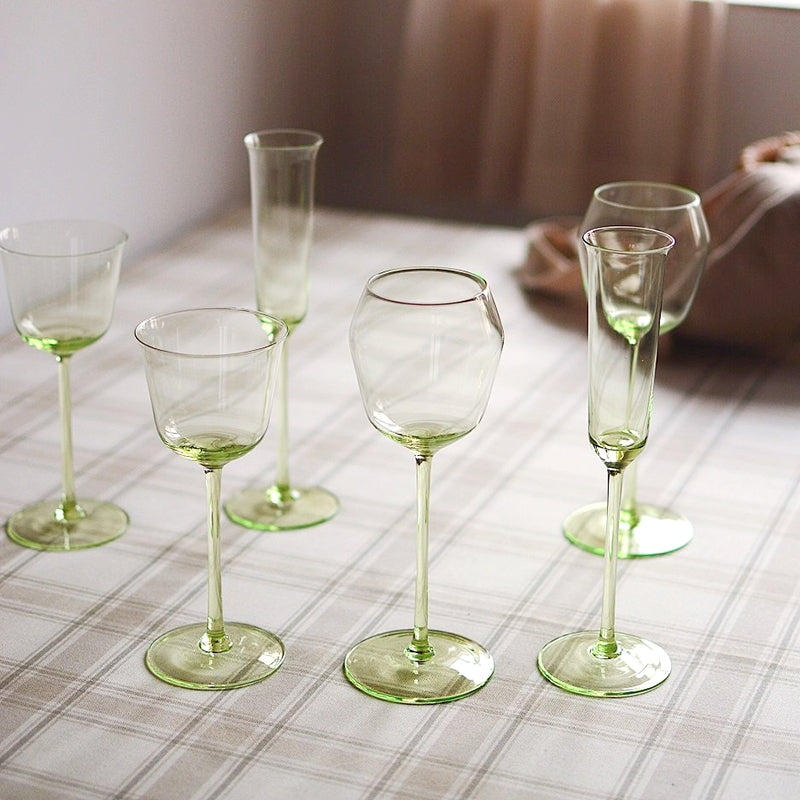Mouth-Blown Lime Green Borosilicate Wine Glass