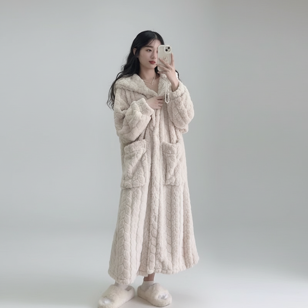 Hooded Long Sleeve Women's Winter Bathrobe with Pockets