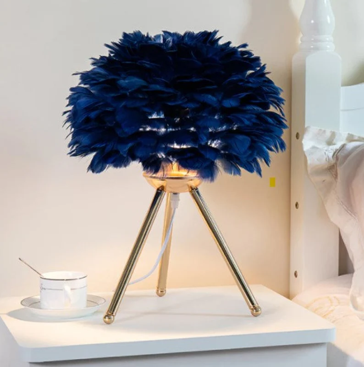 Dimmable Feather Table Lamp with Elegant Design