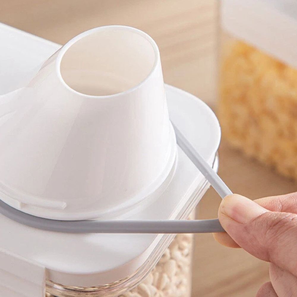 Clear Stackable Cereal and Grain Storage Container