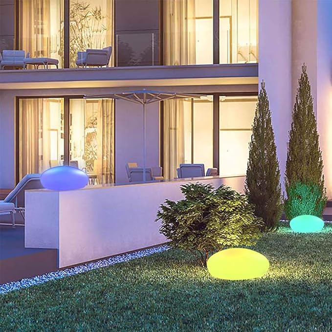 Solar Cobblestone Garden Light with Remote Control