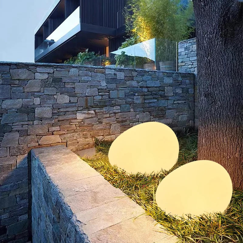 Solar Cobblestone Garden Light with Remote Control