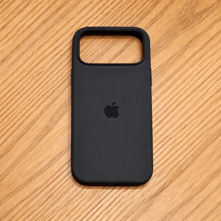 Silicone MagSafe iPhone Case with Soft-Touch Shockproof Protection