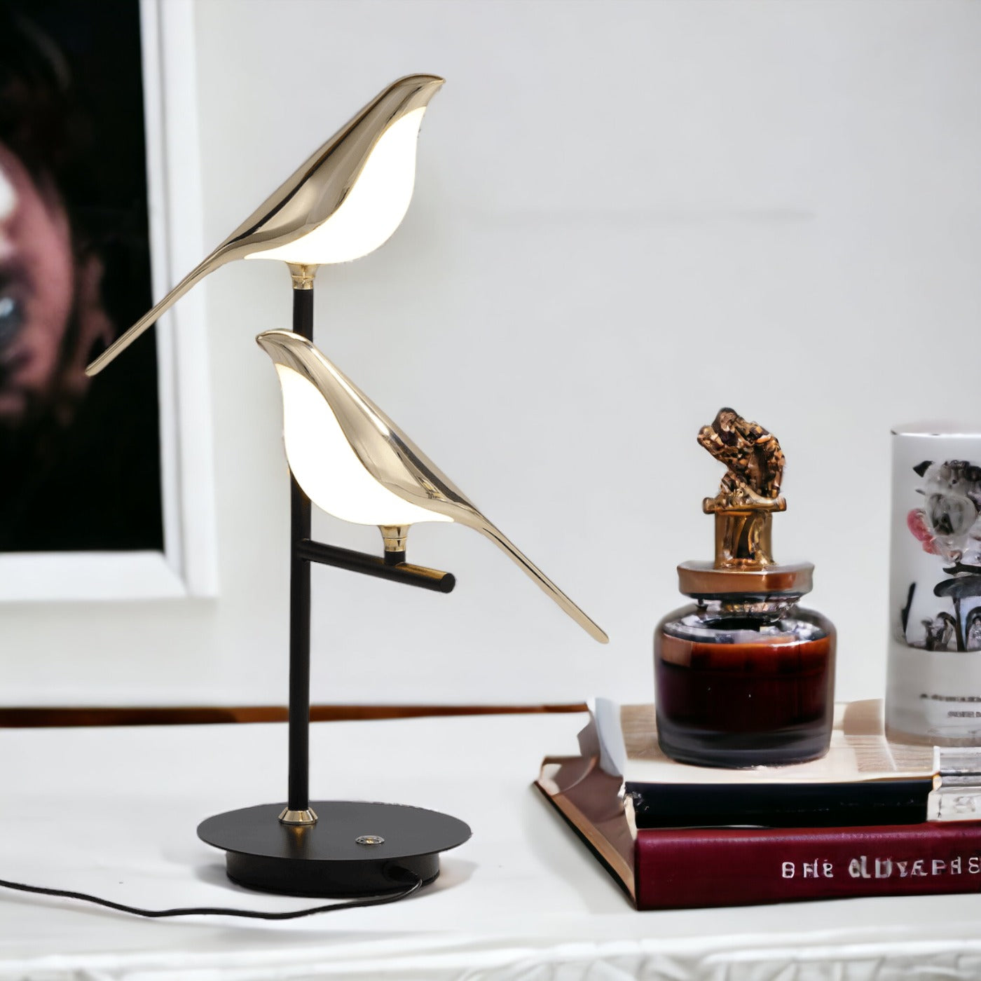 LED Bird-Shaped Table Lamp with Adjustable Color Temperature