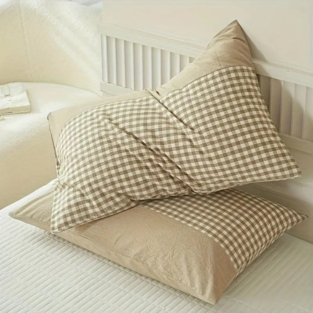 Classic Gingham Microfiber Pillow Case with Envelope Closure