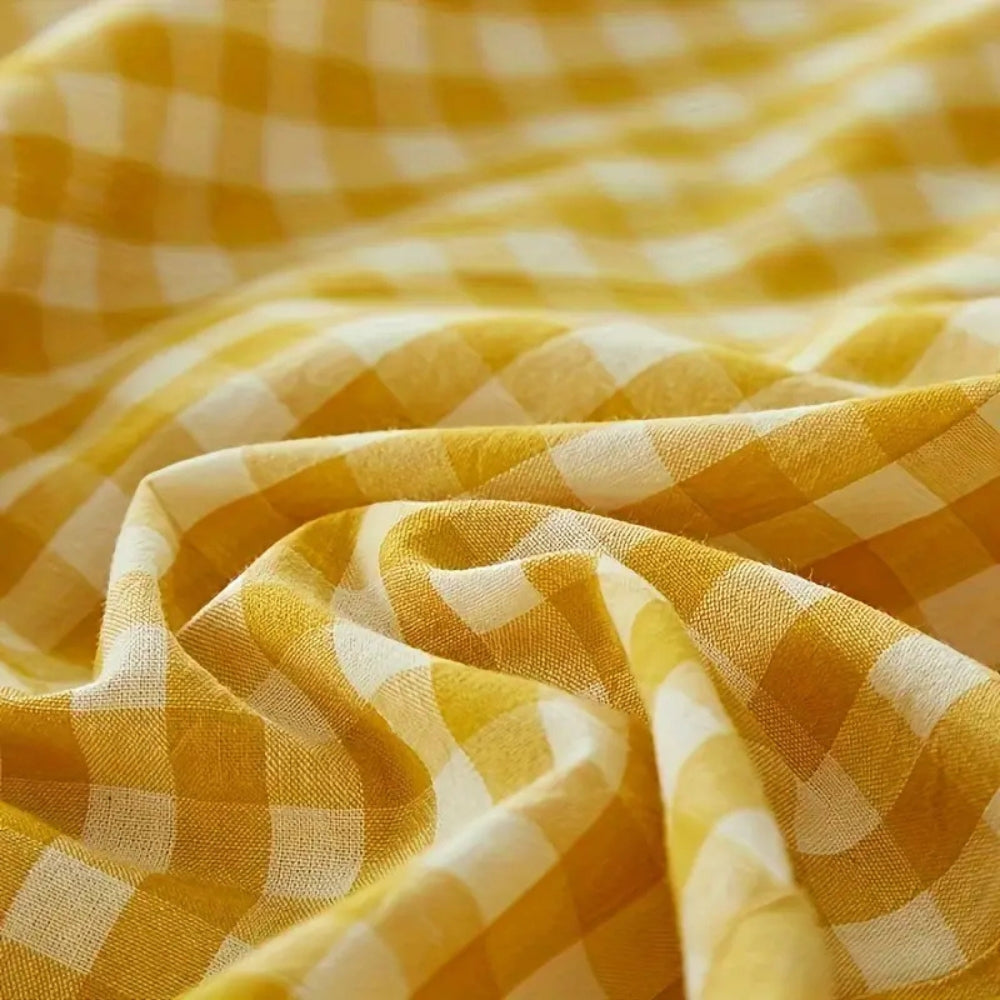 Classic Gingham Microfiber Pillow Case with Envelope Closure