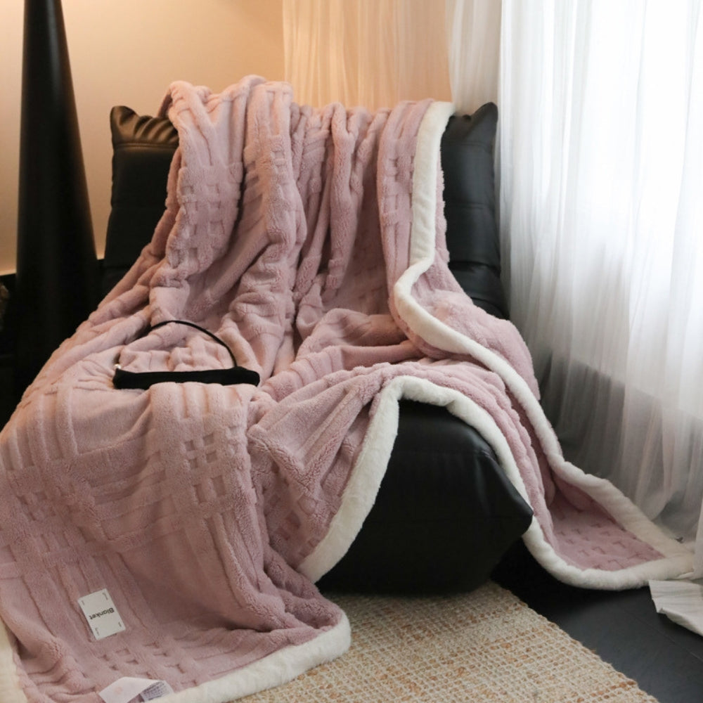 Three-Dimensional Jacquard Fluffy Winter Blanket