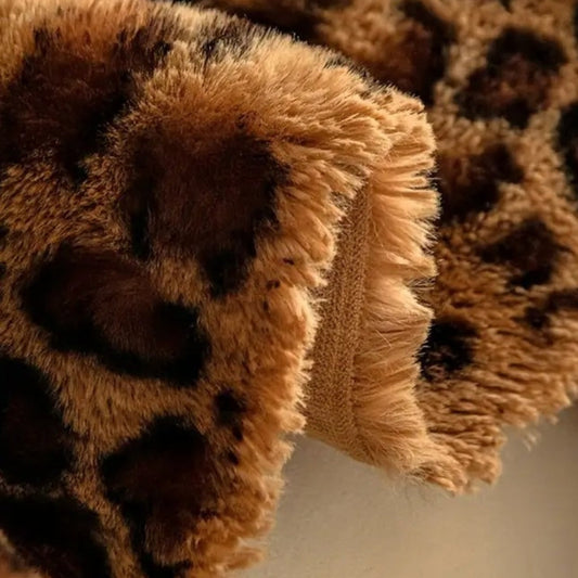 Cozy Leopard Print Plush Sofa Cover