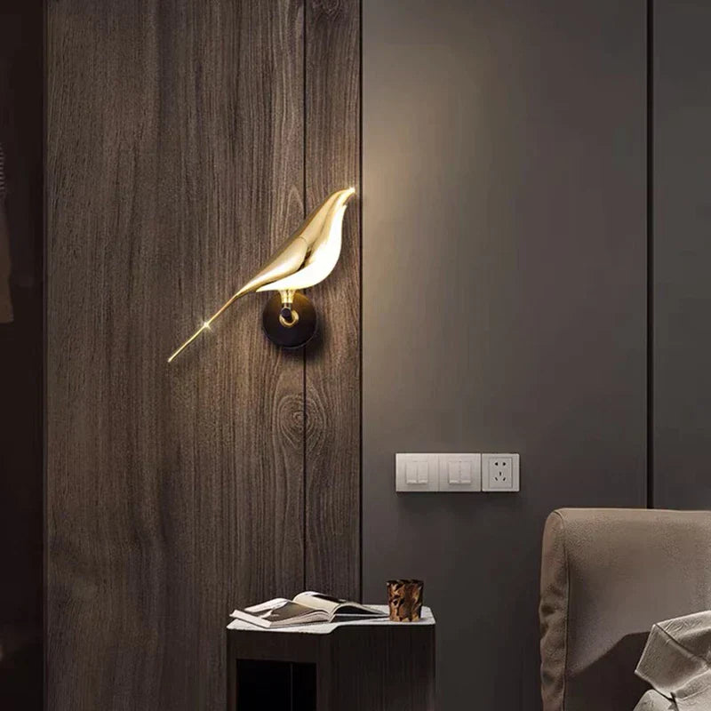 Modern Bird-Shaped Adjustable Wall Light in Aluminum