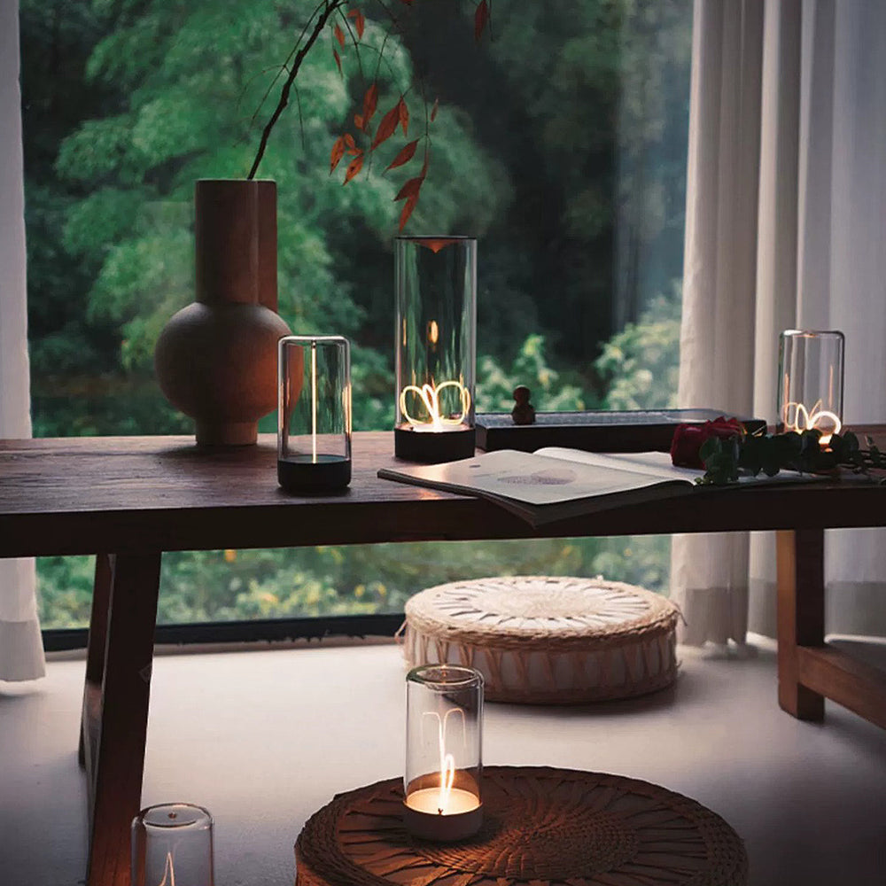 Magnetic Wireless Table Lamp - Modern Portable Design
