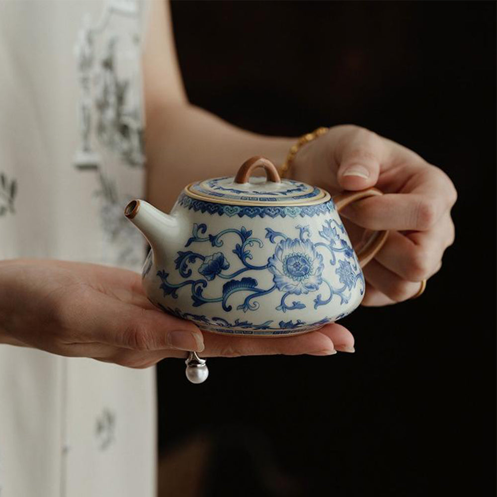 Blue and White Ruyao Shi Piao Teapot with Gift Box