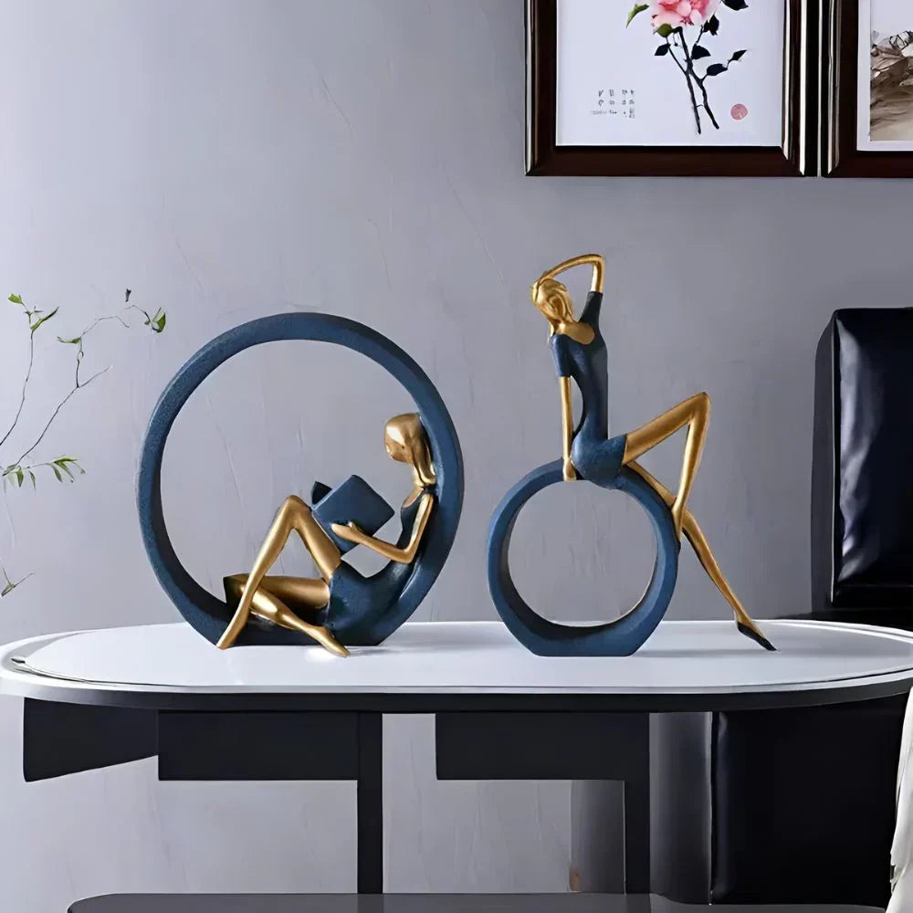 Abstract Resin Women Sculptures in Circle Shape for Modern Home Decor