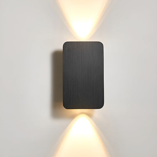 Minimalist Aluminum LED Wall Light - Elegant Energy-Efficient Design