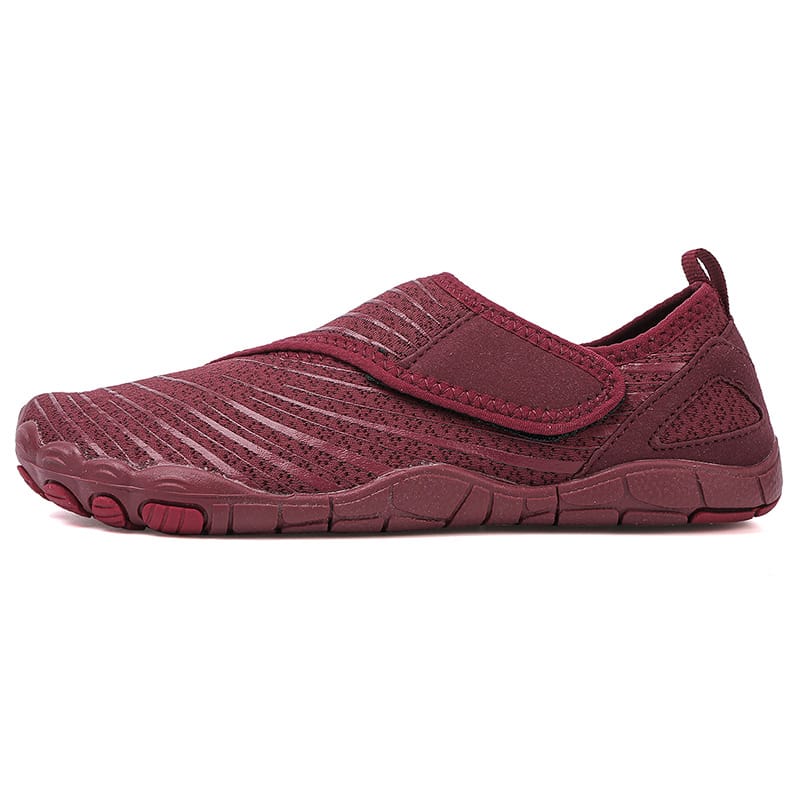 Slip-On Breathable Sports Shoes with Ribbed Detailing