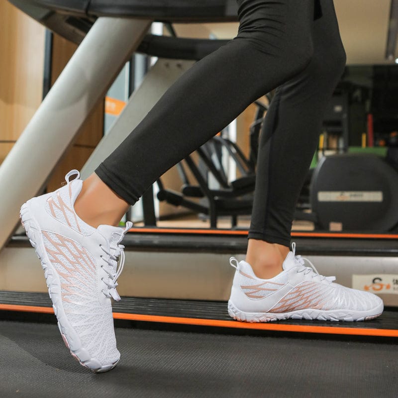 Aerodynamic Mesh Sneakers with Sculpted Outsole
