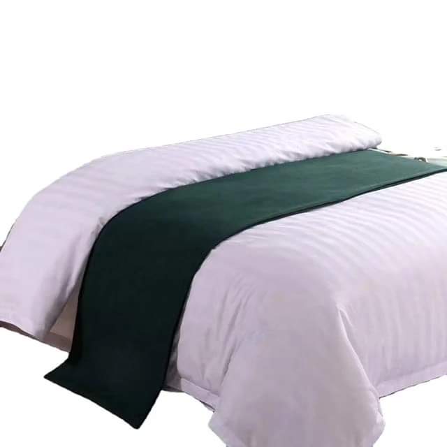 3-Piece Bed Runner Set with Pillow Covers for Queen and King Size Mattresses