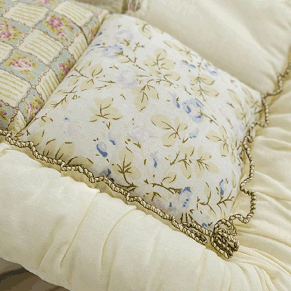 Floral Microfiber Quilted Sofa Cover