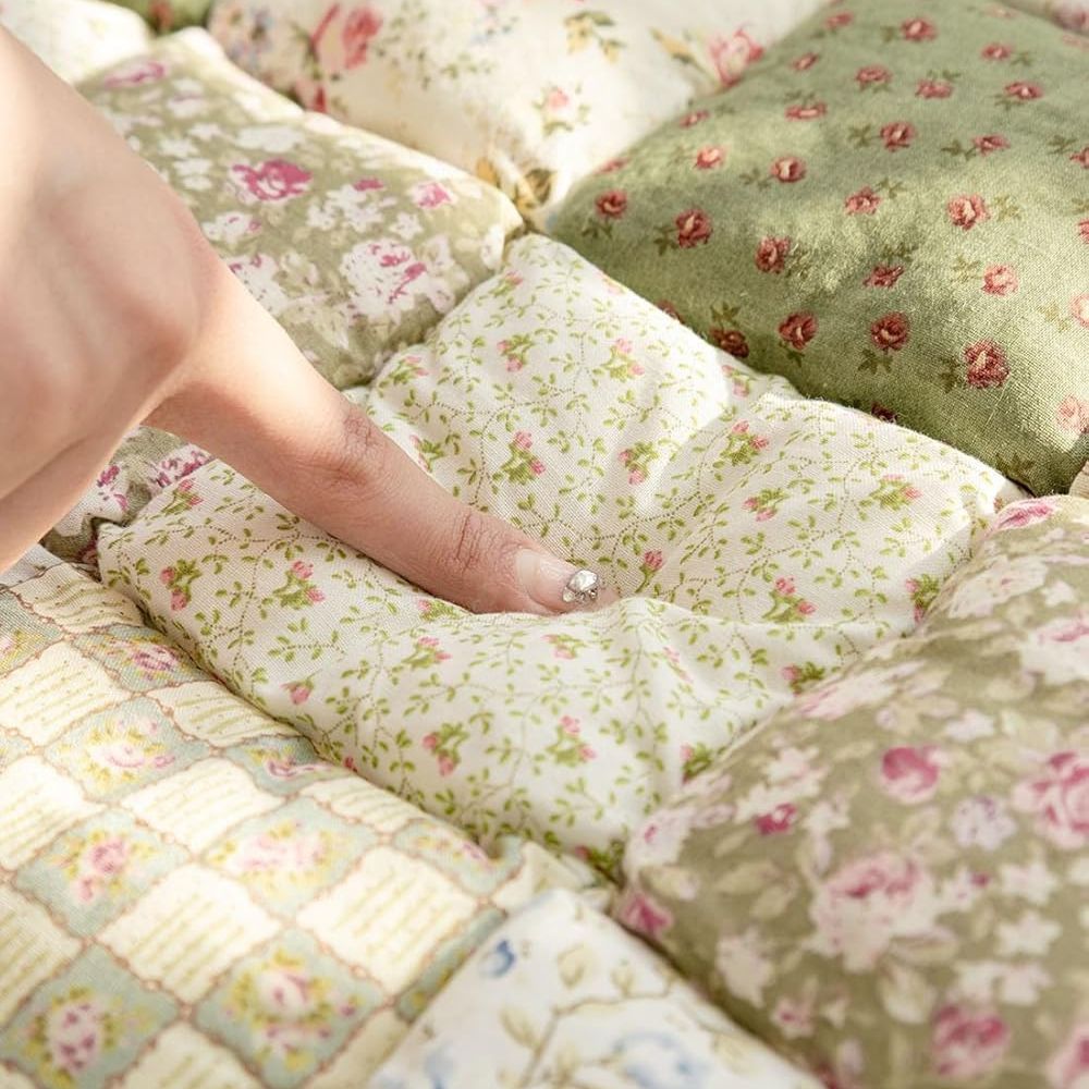 Floral Bloom Quilted Sofa Cover in Soft Microfiber