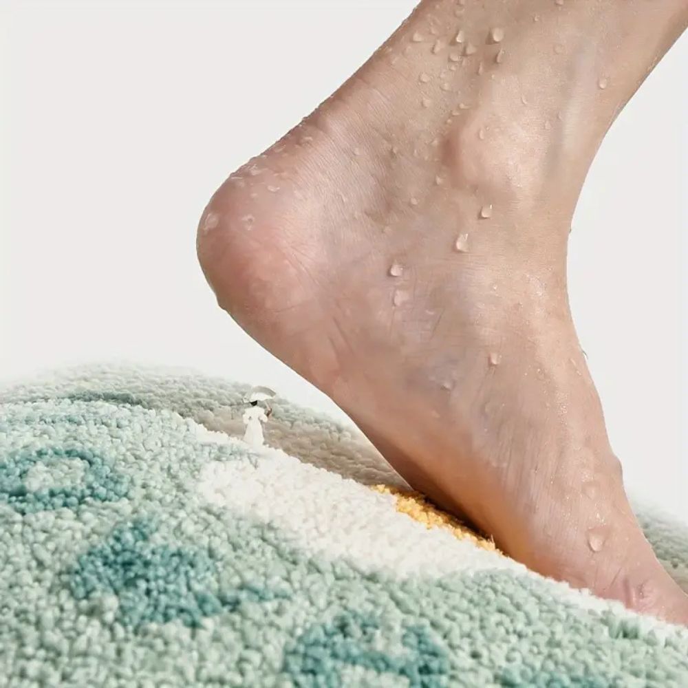 Floral Microfiber Tufted Bath Mat with Non-Slip Backing