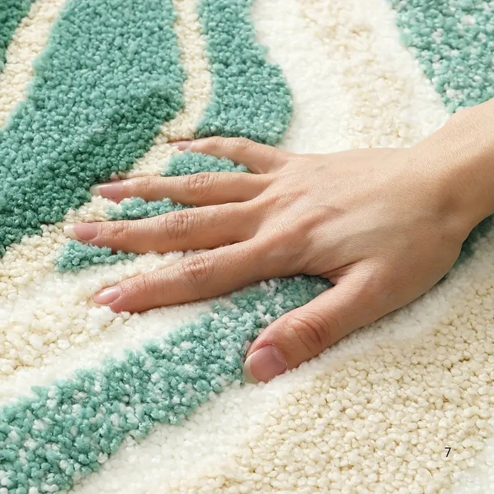 Coastal Wavy Pattern Plush Bath Mat
