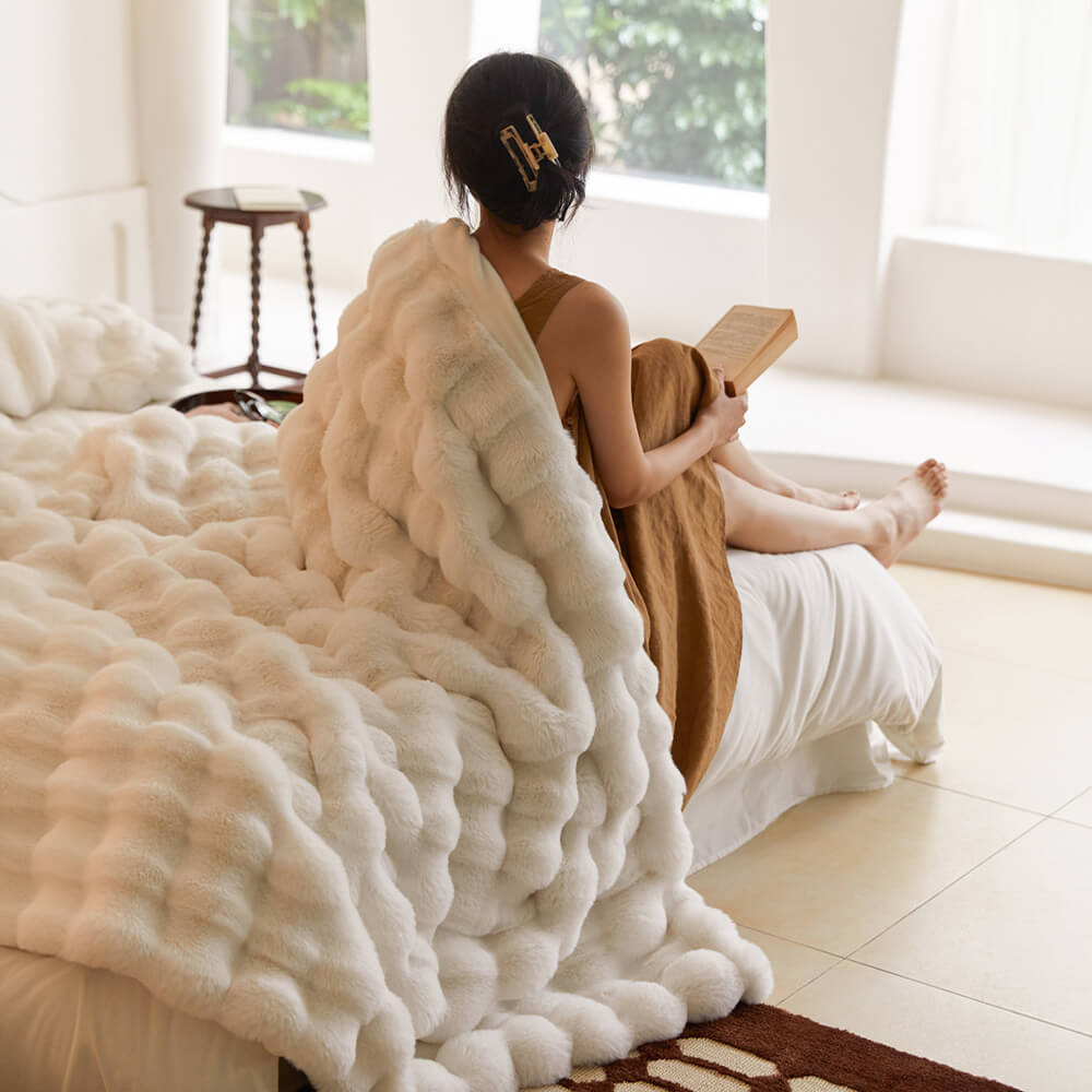 Premium Double Layer Thick Faux Rabbit Fur Blanket