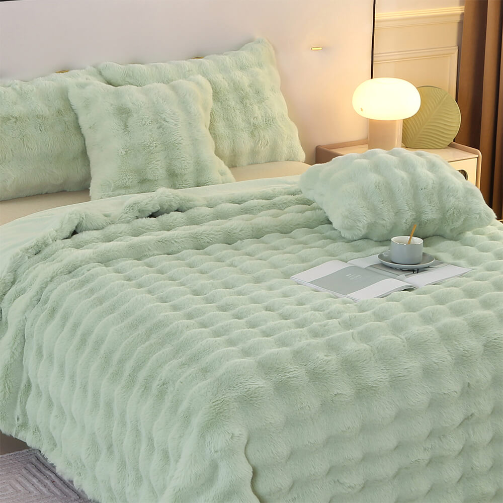 Premium Double Layer Thick Faux Rabbit Fur Blanket