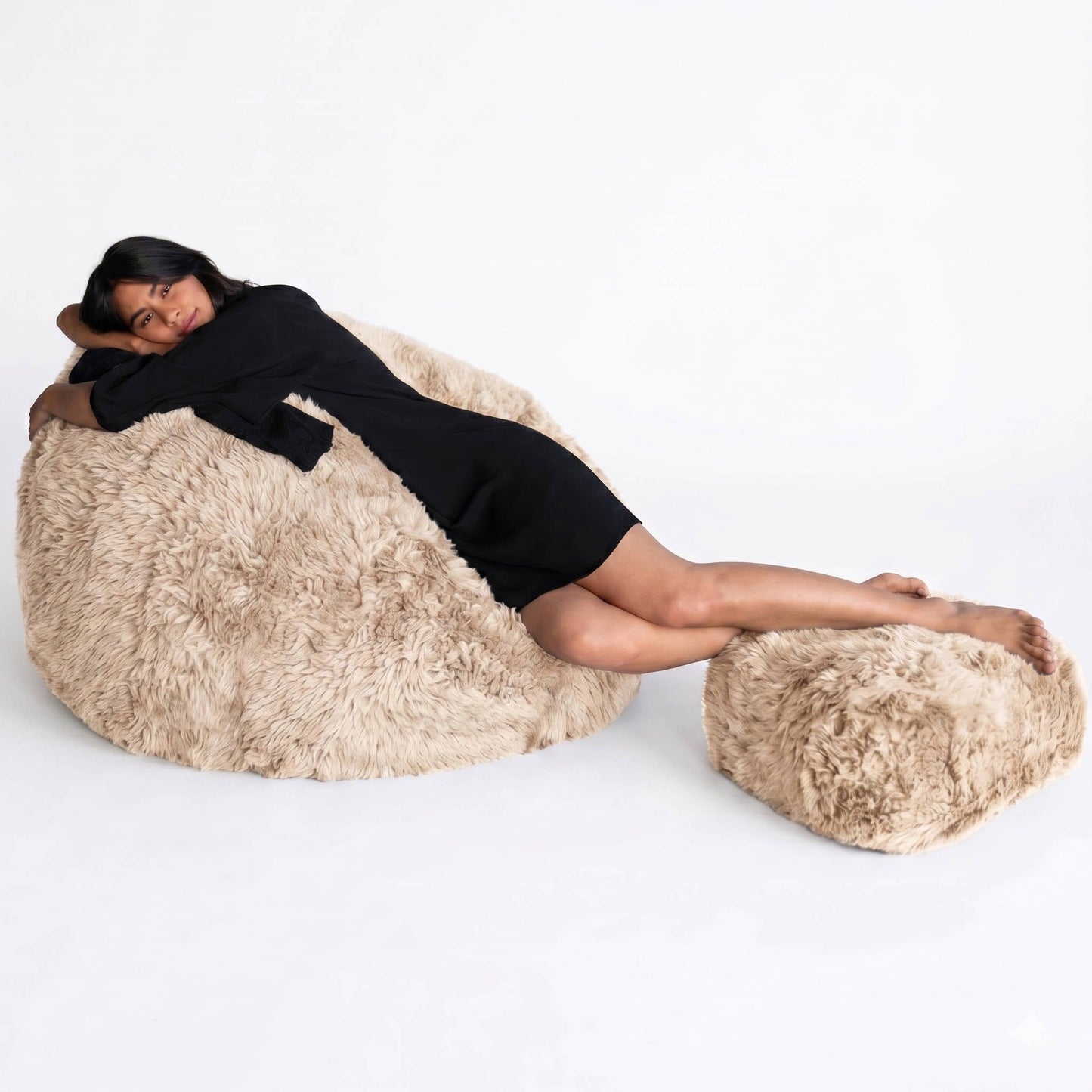Ultra Soft Fluffy Faux Fur Bean Bag Cover for Kids and Adults, Adjustable Unfilled Pouf with Vegan Leather Handle