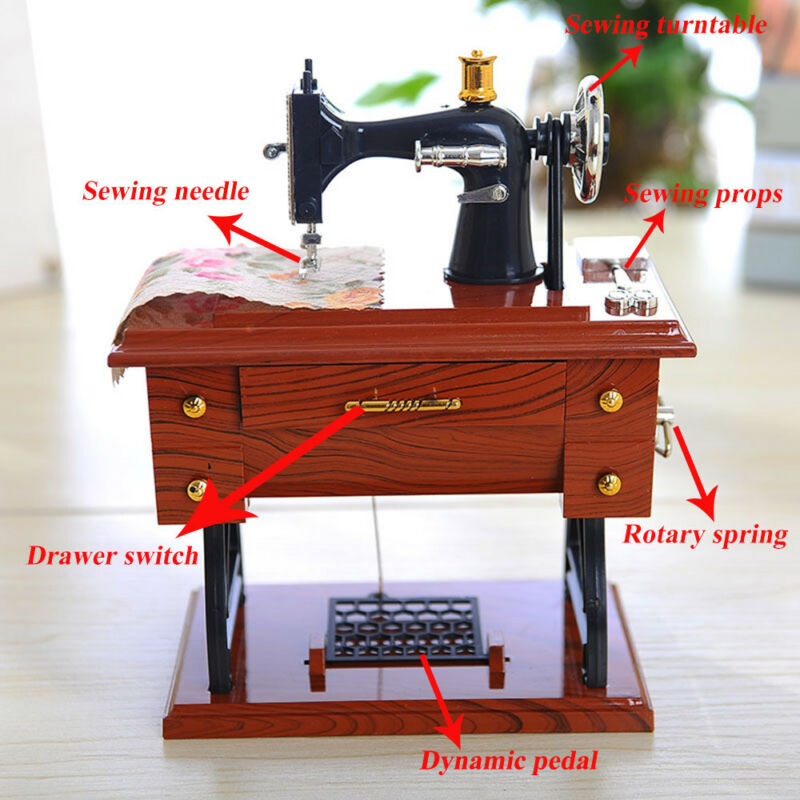 Mini Retro Sewing Machine Decoration
