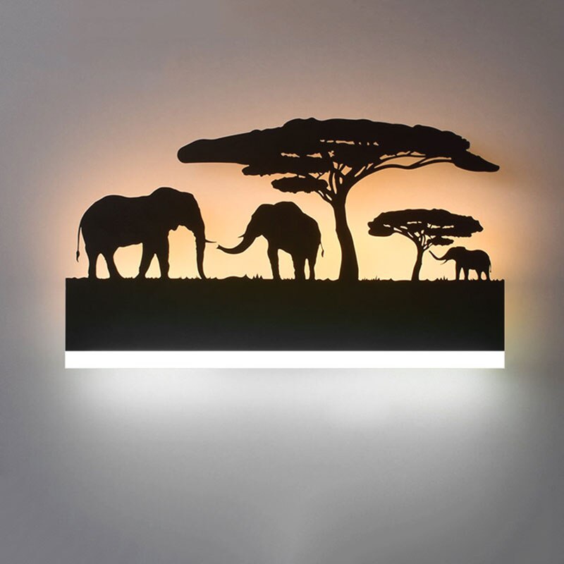 Elegant LED Wall Lamp - Versatile Metal Design