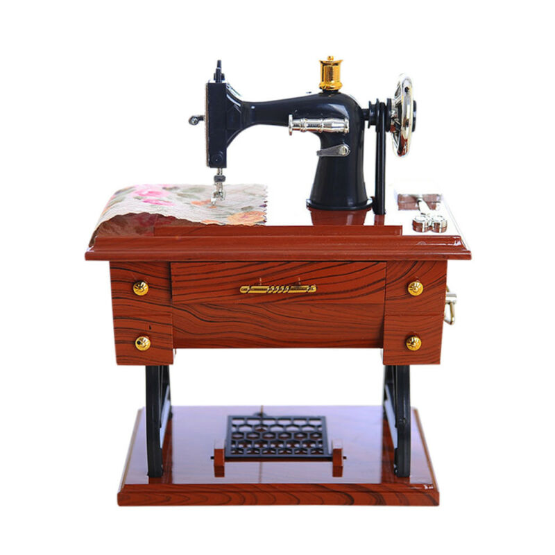 Mini Retro Sewing Machine Decoration
