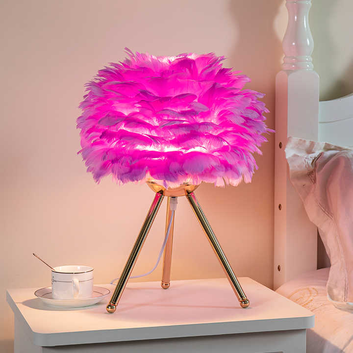 Dimmable Feather Table Lamp with Elegant Design