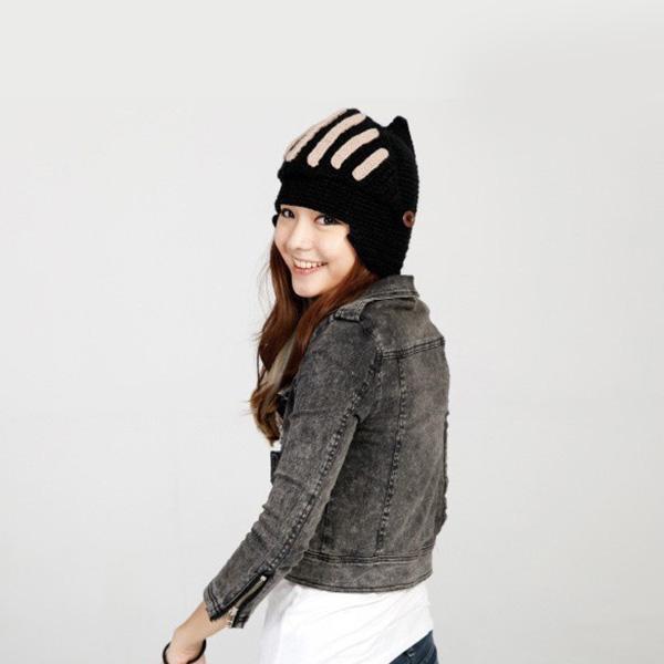 Knitted Knight Helmet Beanie with Movable Visor