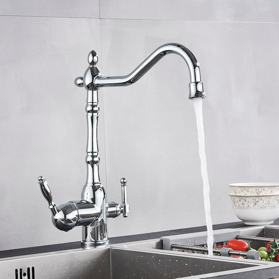 Classic Copper Kitchen Faucet with 360-Degree Swivel and Integrated Aerator