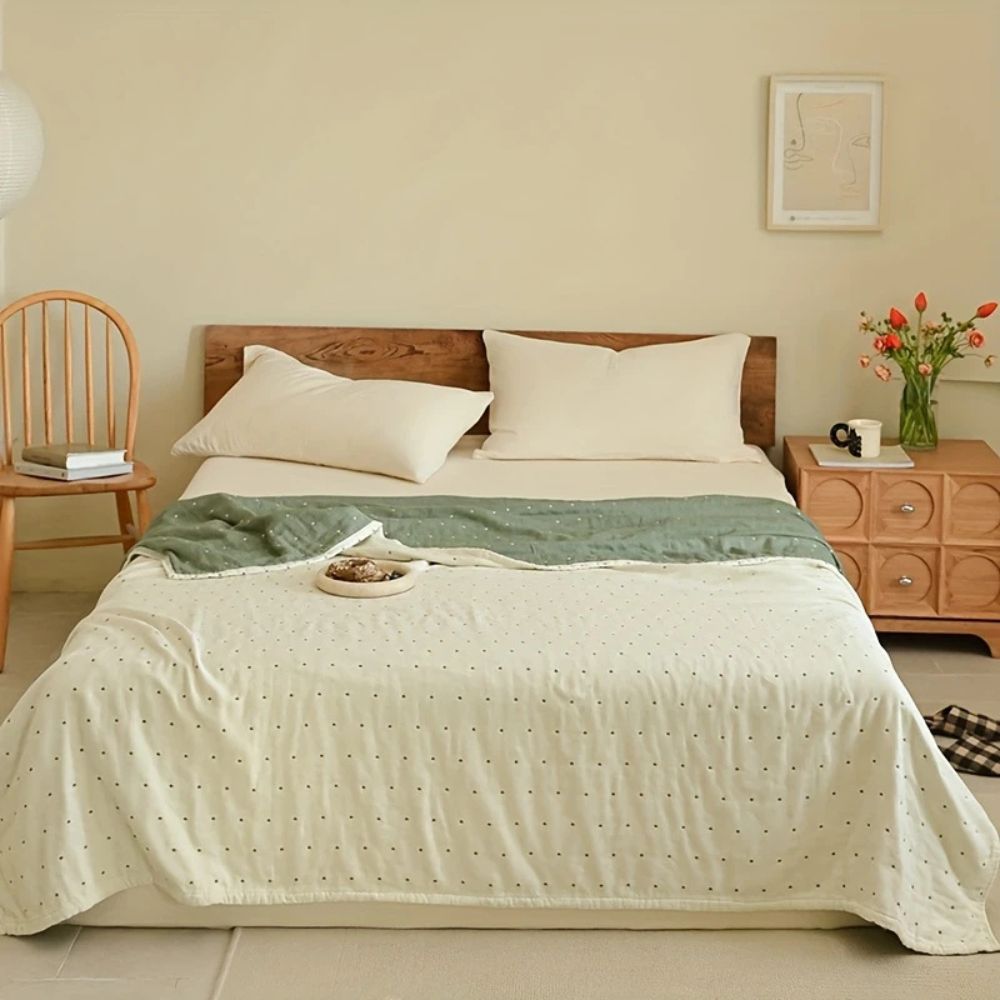 Heart Stitched Double-Spliced Cotton Gauze Throw Blanket