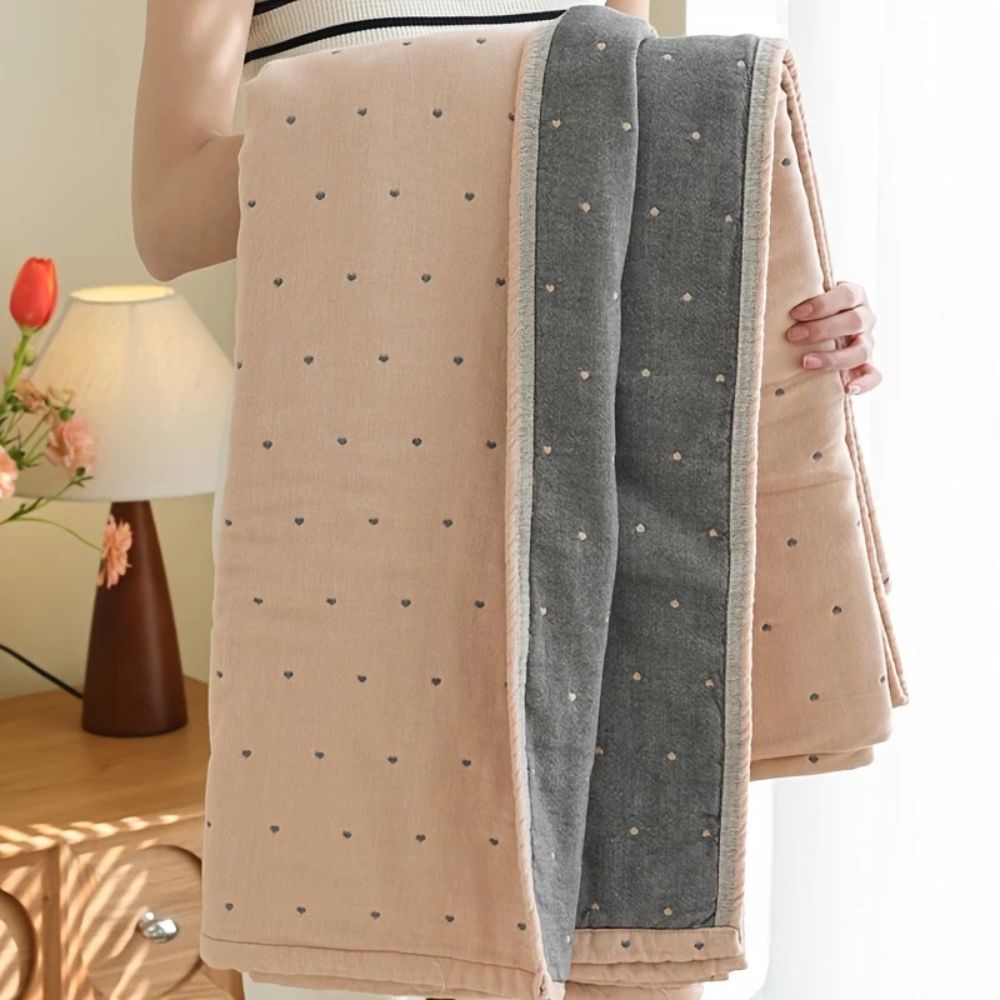 Heart Stitched Double-Spliced Cotton Gauze Throw Blanket