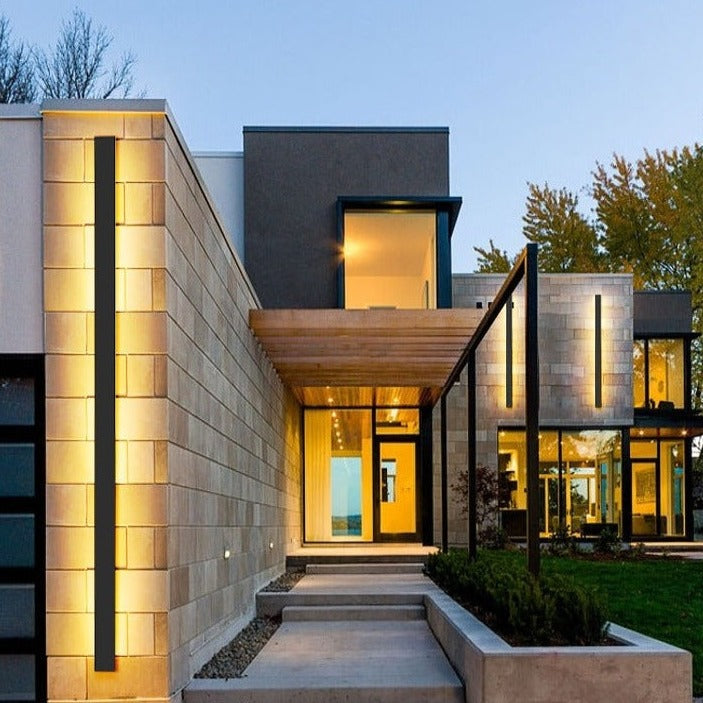 Svelte Modern Outdoor Linear Wall Light IP65 Waterproof