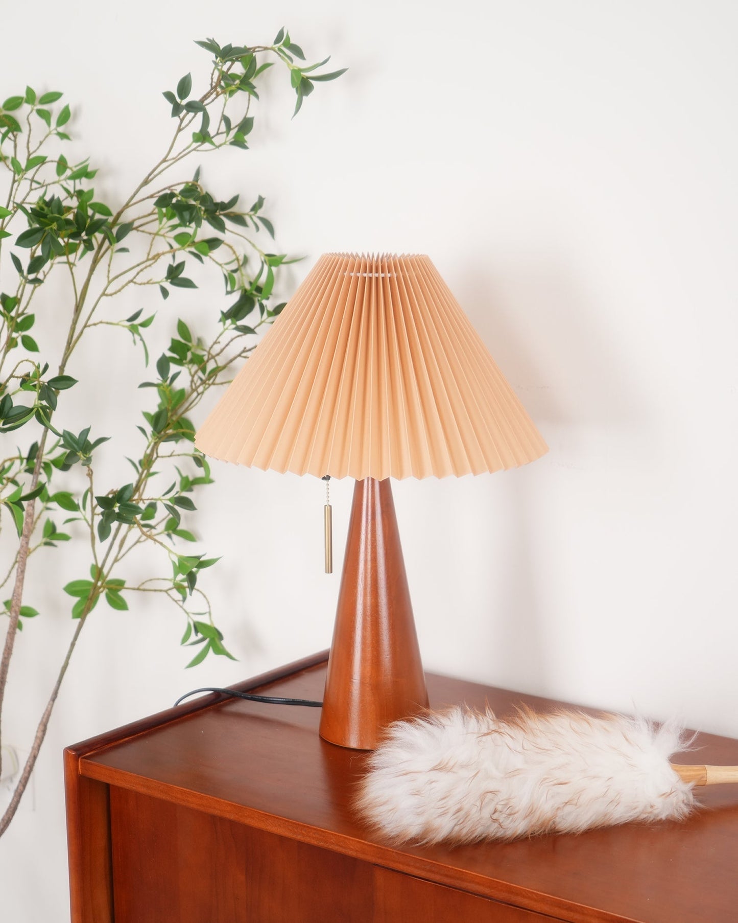 Elegant Wood and Metal Table Lamp with Pleated Linen Shade